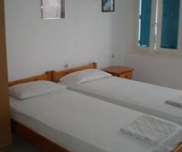 Aparthotel Artemis 3*